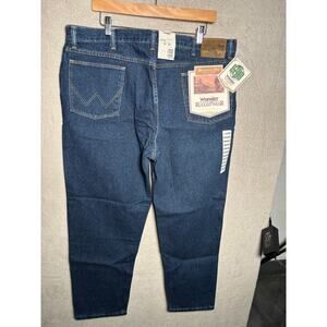 Wrangler Rugged Wear Mens 40x30 Relaxed‎ Fit 100% Cotton Blue Denim Jeans NWT